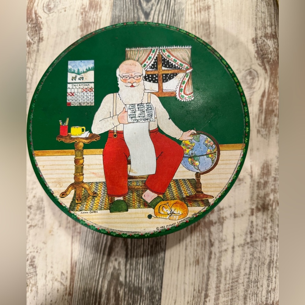 Vintage Christmas tin